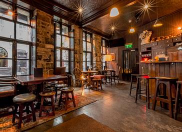 M. Fitzgeralds Bar